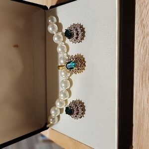 Pearl jewelry set